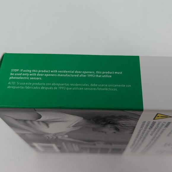 EUC Chamberlain Universal Garage Door Wireless Keypad KLIK2U-P2 - Picture 6 of 6